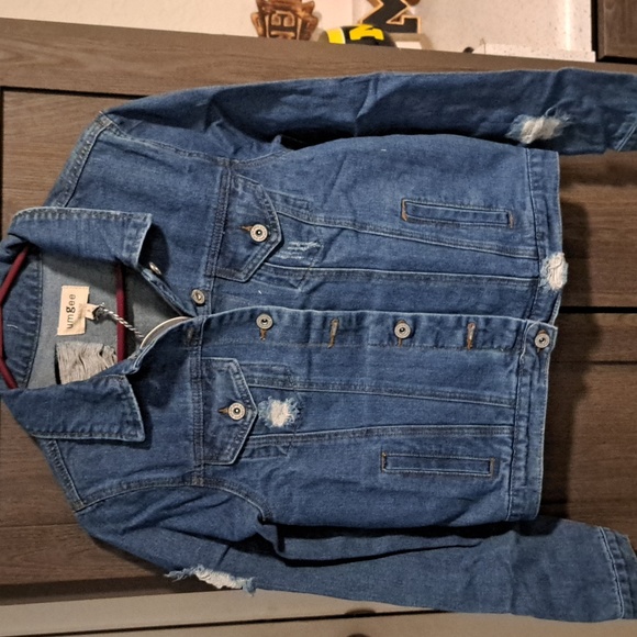 New distressed star denim jacket - Picture 8 of 12